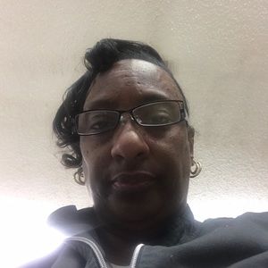 Meet your Posher, Beverly